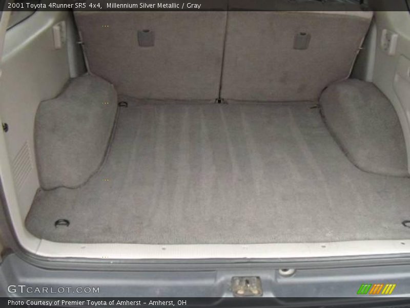 Millennium Silver Metallic / Gray 2001 Toyota 4Runner SR5 4x4