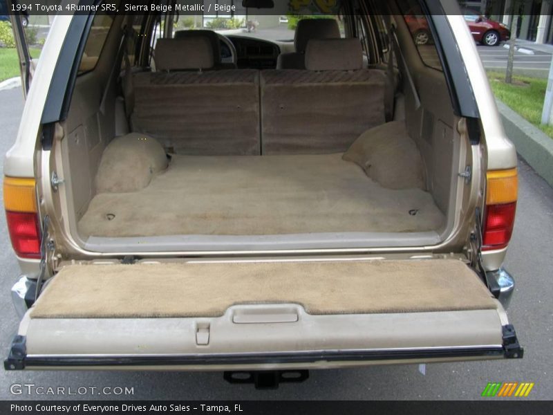 Sierra Beige Metallic / Beige 1994 Toyota 4Runner SR5