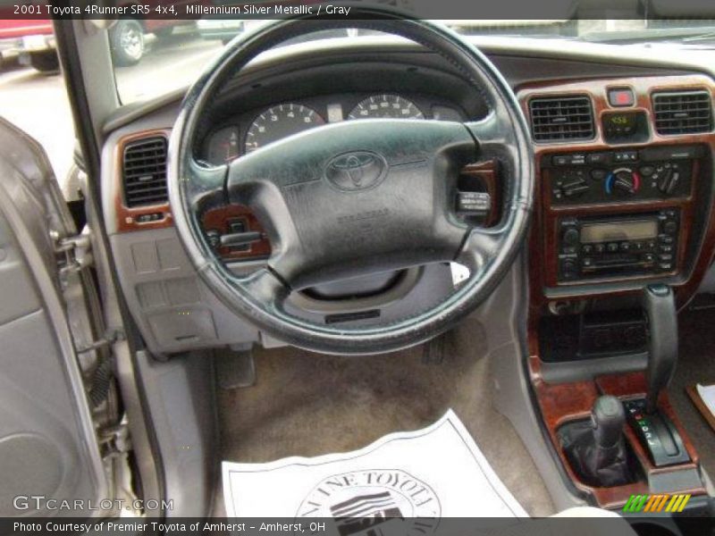 Millennium Silver Metallic / Gray 2001 Toyota 4Runner SR5 4x4