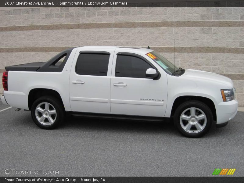Summit White / Ebony/Light Cashmere 2007 Chevrolet Avalanche LT