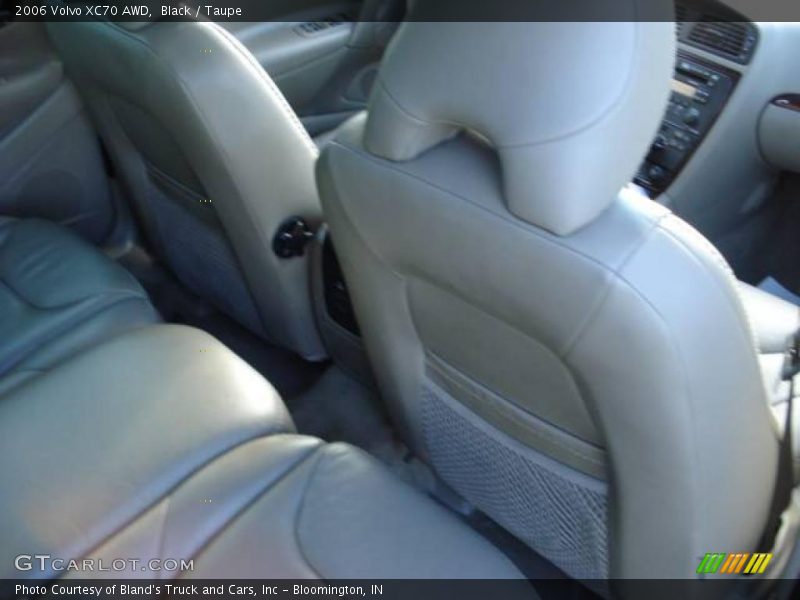 Black / Taupe 2006 Volvo XC70 AWD