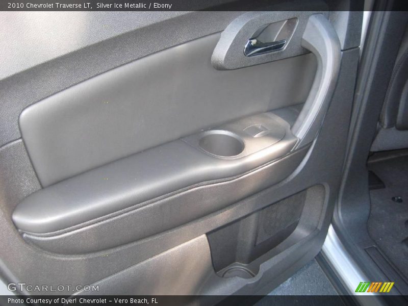 Silver Ice Metallic / Ebony 2010 Chevrolet Traverse LT