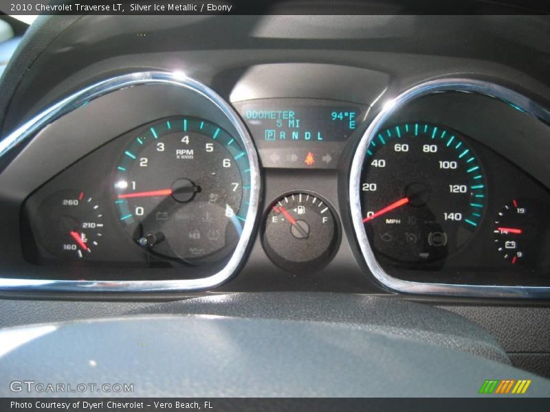 Silver Ice Metallic / Ebony 2010 Chevrolet Traverse LT