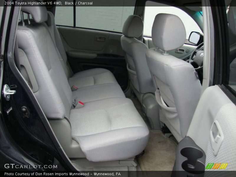 Black / Charcoal 2004 Toyota Highlander V6 4WD