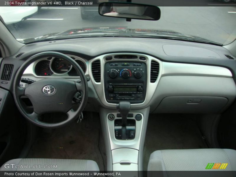 Black / Charcoal 2004 Toyota Highlander V6 4WD