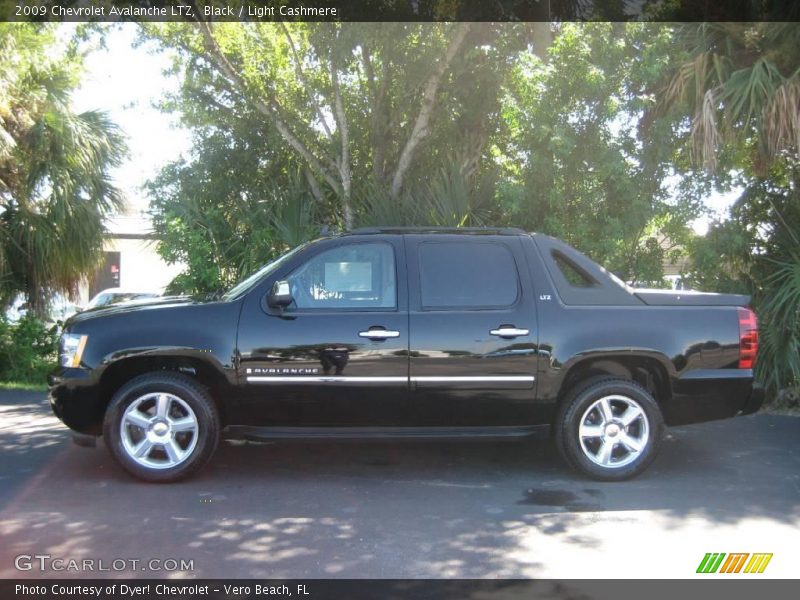 Black / Light Cashmere 2009 Chevrolet Avalanche LTZ