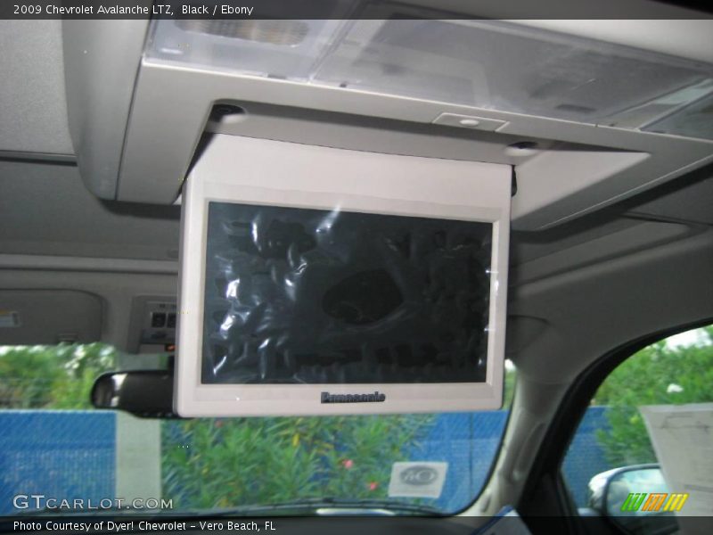 Black / Ebony 2009 Chevrolet Avalanche LTZ