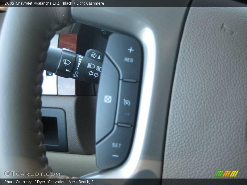 Black / Light Cashmere 2009 Chevrolet Avalanche LTZ