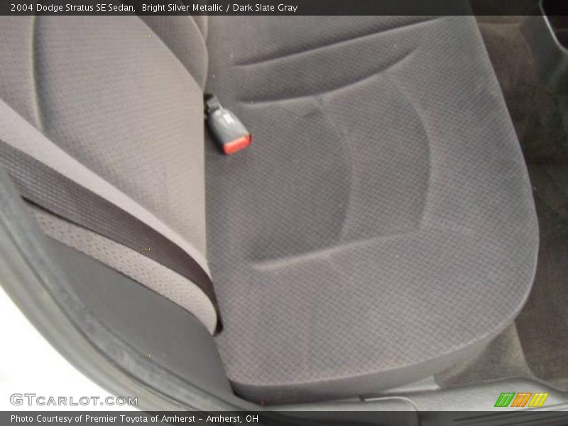 Bright Silver Metallic / Dark Slate Gray 2004 Dodge Stratus SE Sedan