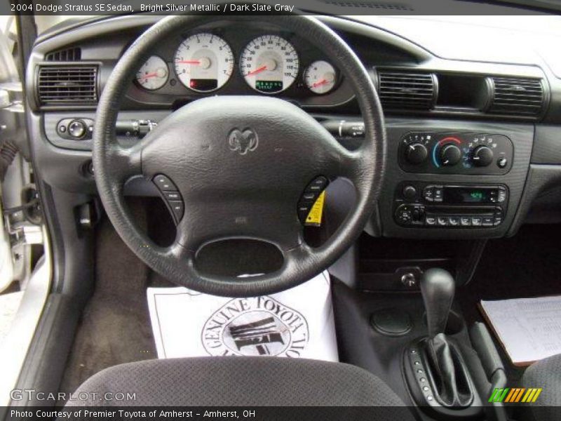 Bright Silver Metallic / Dark Slate Gray 2004 Dodge Stratus SE Sedan