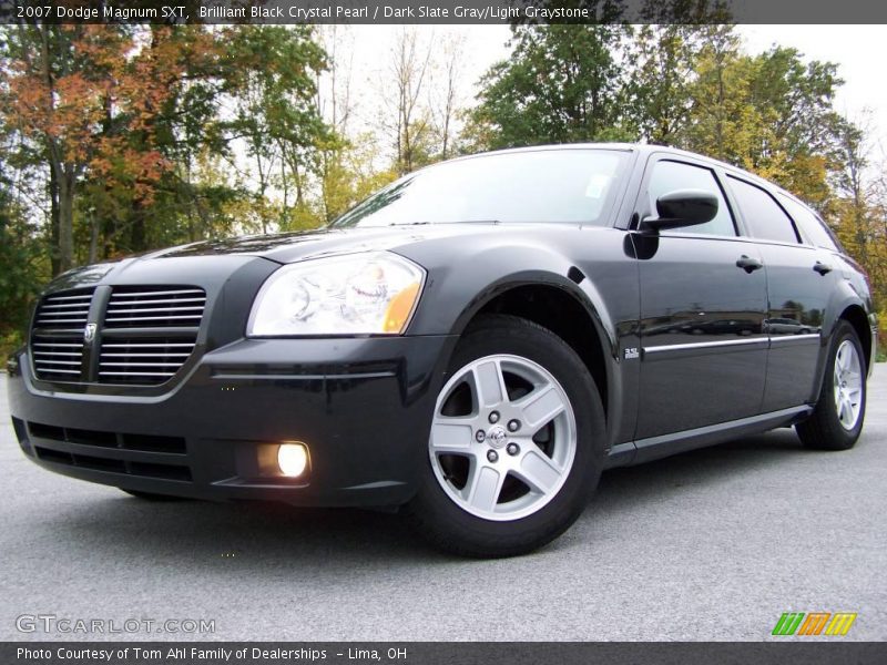 Brilliant Black Crystal Pearl / Dark Slate Gray/Light Graystone 2007 Dodge Magnum SXT