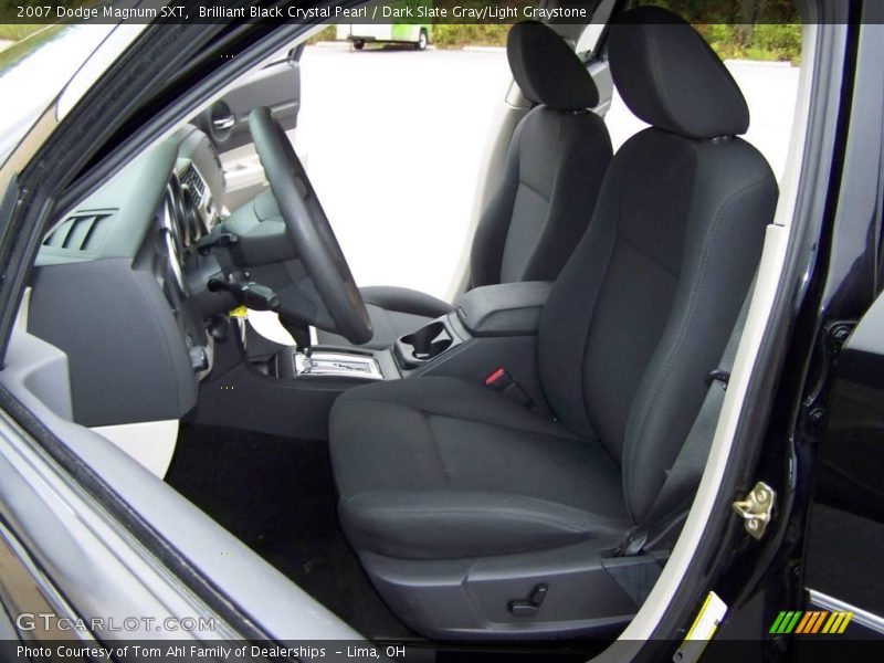 Brilliant Black Crystal Pearl / Dark Slate Gray/Light Graystone 2007 Dodge Magnum SXT