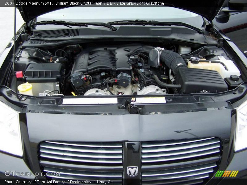 Brilliant Black Crystal Pearl / Dark Slate Gray/Light Graystone 2007 Dodge Magnum SXT