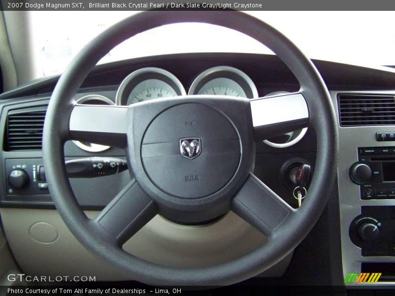 Brilliant Black Crystal Pearl / Dark Slate Gray/Light Graystone 2007 Dodge Magnum SXT
