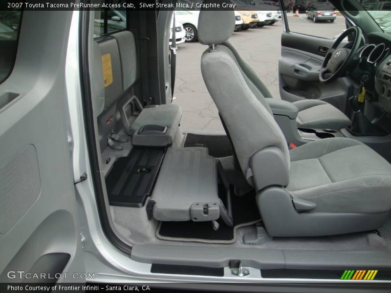Silver Streak Mica / Graphite Gray 2007 Toyota Tacoma PreRunner Access Cab