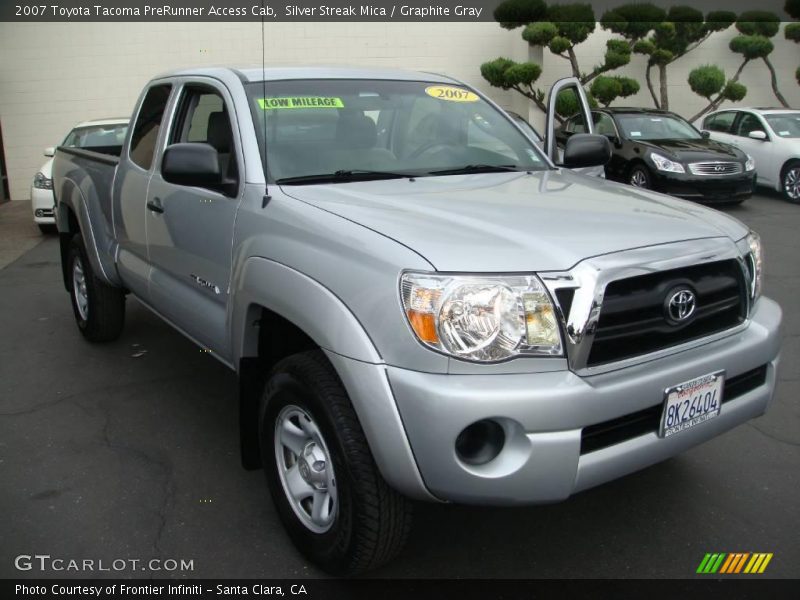 Silver Streak Mica / Graphite Gray 2007 Toyota Tacoma PreRunner Access Cab