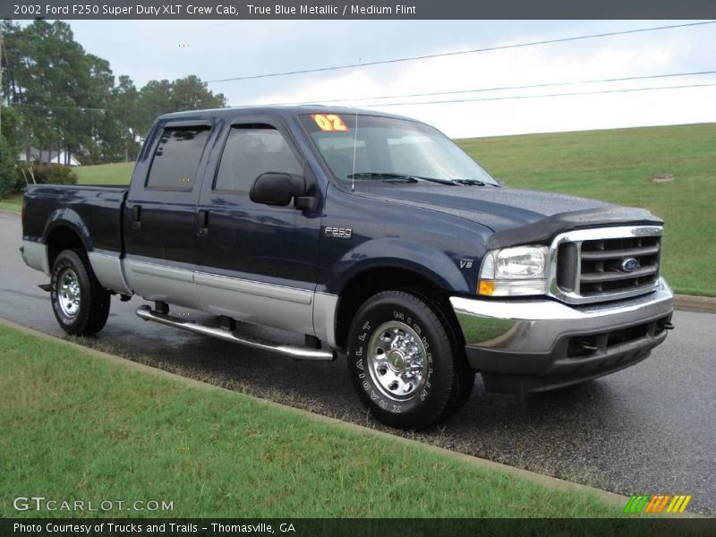 True Blue Metallic / Medium Flint 2002 Ford F250 Super Duty XLT Crew Cab