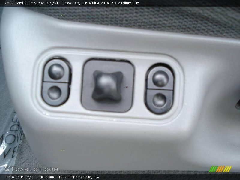 True Blue Metallic / Medium Flint 2002 Ford F250 Super Duty XLT Crew Cab