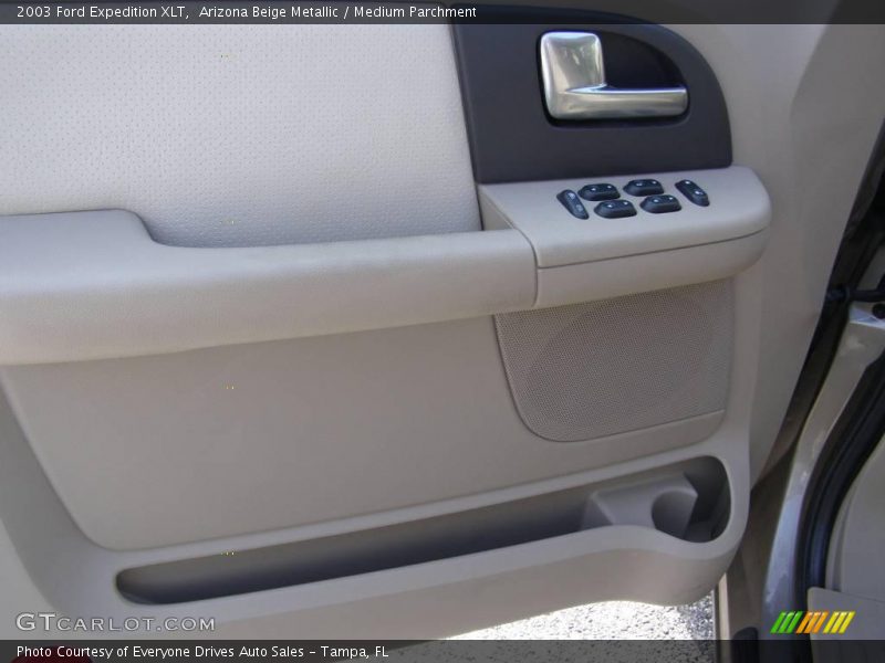 Arizona Beige Metallic / Medium Parchment 2003 Ford Expedition XLT