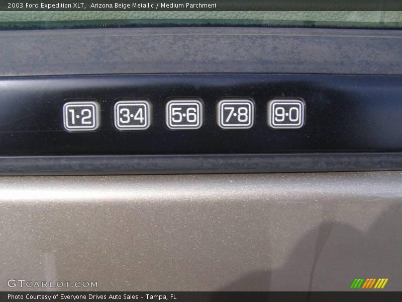 Arizona Beige Metallic / Medium Parchment 2003 Ford Expedition XLT