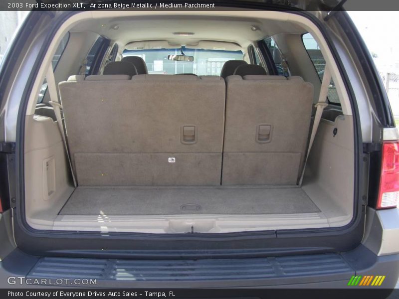 Arizona Beige Metallic / Medium Parchment 2003 Ford Expedition XLT