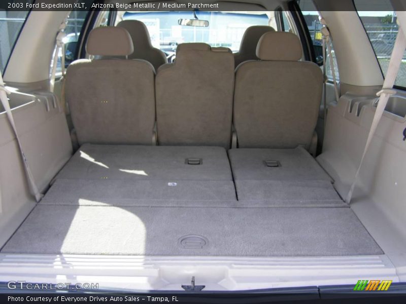 Arizona Beige Metallic / Medium Parchment 2003 Ford Expedition XLT