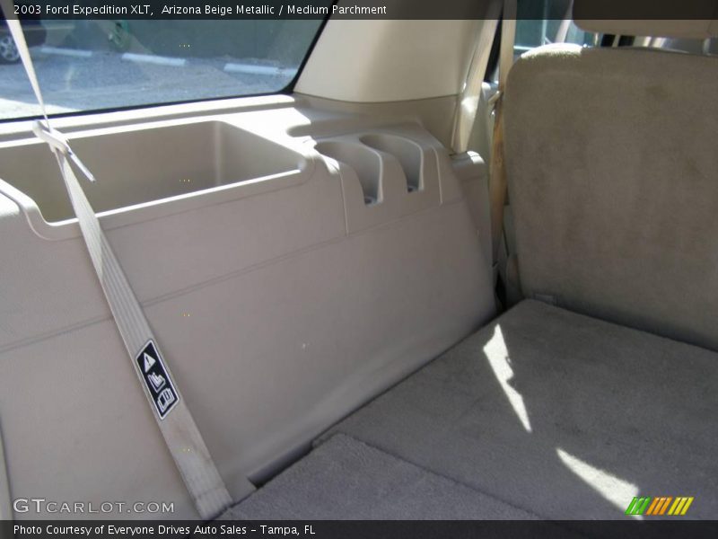 Arizona Beige Metallic / Medium Parchment 2003 Ford Expedition XLT