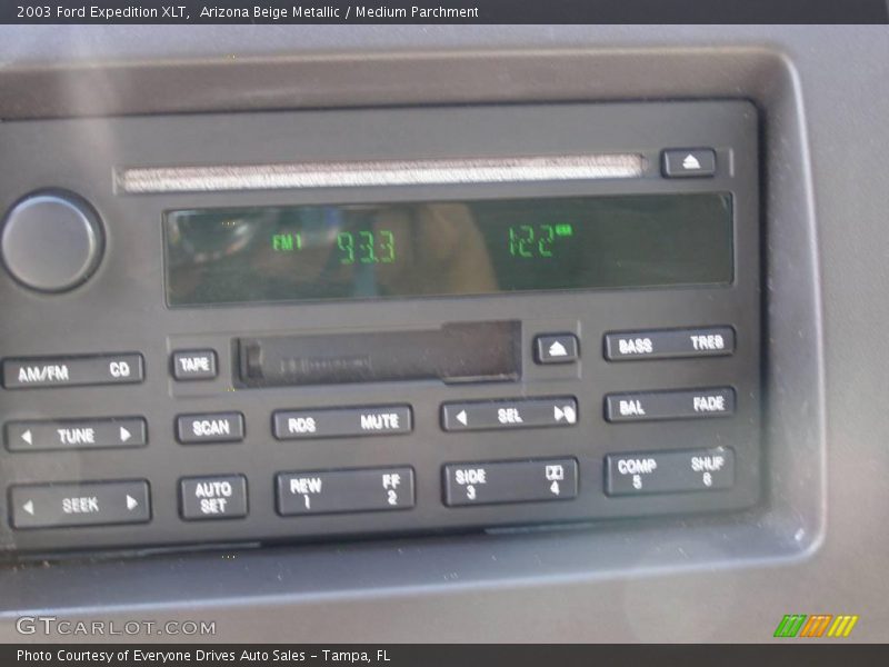 Arizona Beige Metallic / Medium Parchment 2003 Ford Expedition XLT