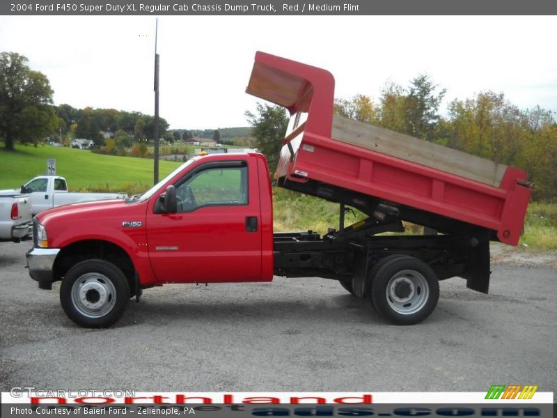 Red / Medium Flint 2004 Ford F450 Super Duty XL Regular Cab Chassis Dump Truck
