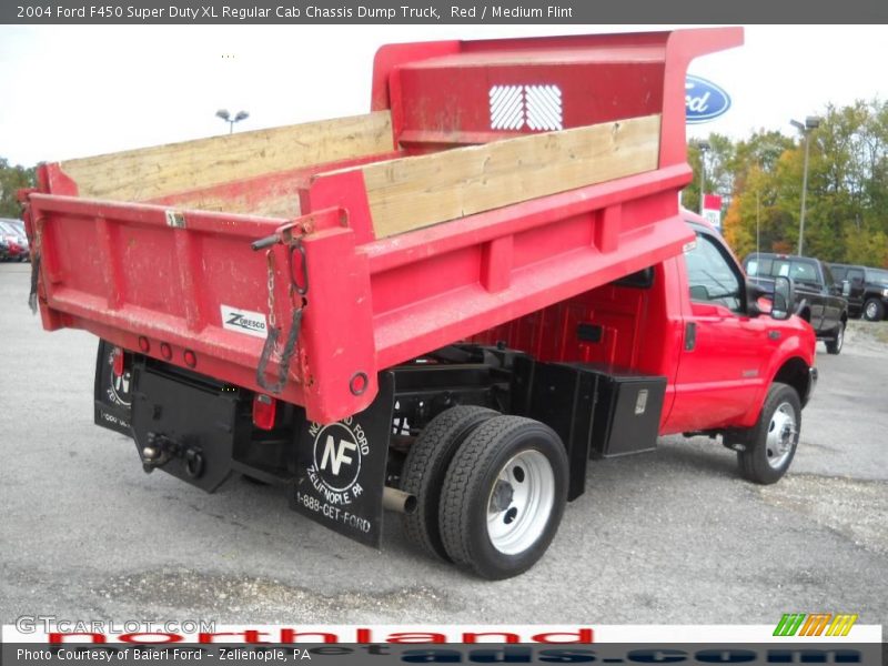 Red / Medium Flint 2004 Ford F450 Super Duty XL Regular Cab Chassis Dump Truck