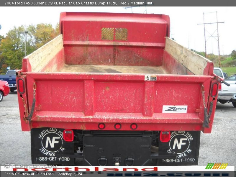 Red / Medium Flint 2004 Ford F450 Super Duty XL Regular Cab Chassis Dump Truck