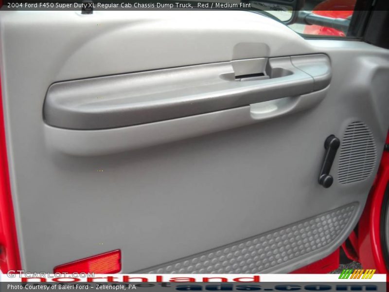 Red / Medium Flint 2004 Ford F450 Super Duty XL Regular Cab Chassis Dump Truck