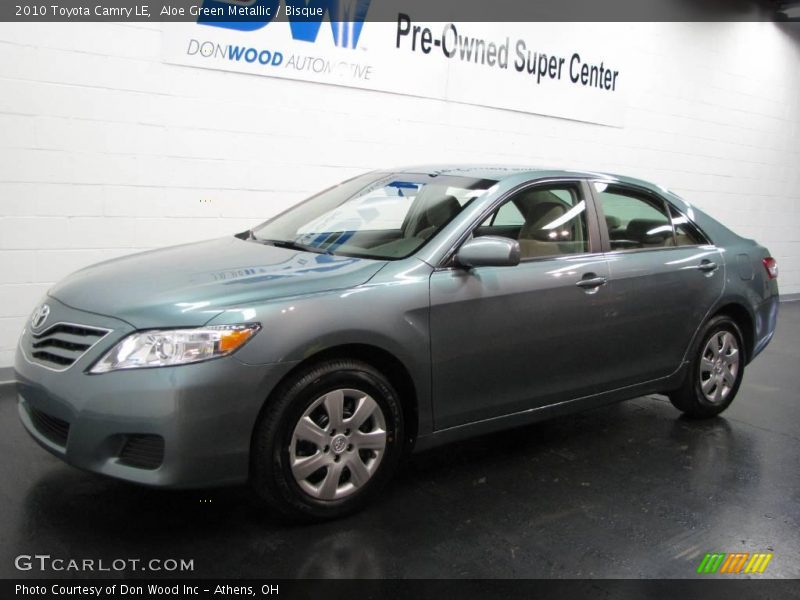 Aloe Green Metallic / Bisque 2010 Toyota Camry LE