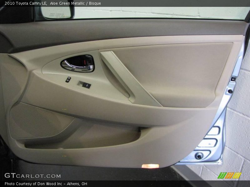 Aloe Green Metallic / Bisque 2010 Toyota Camry LE