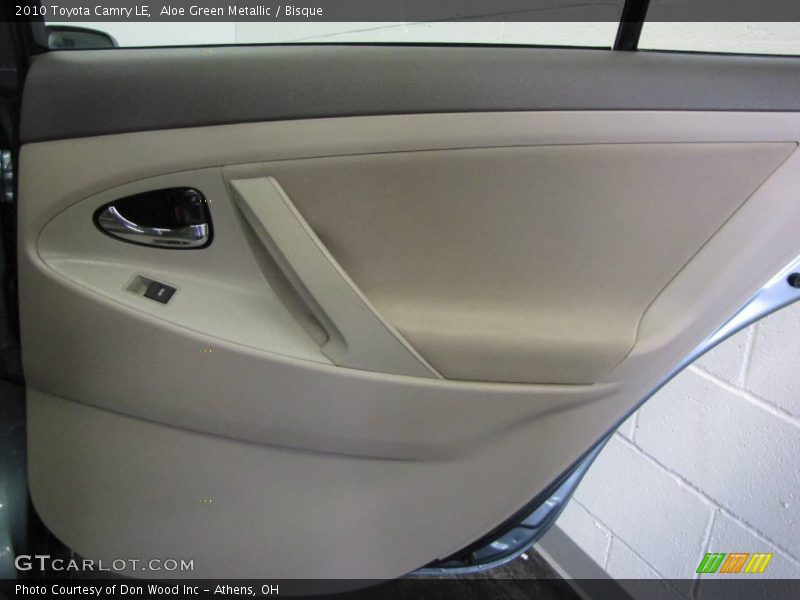 Aloe Green Metallic / Bisque 2010 Toyota Camry LE