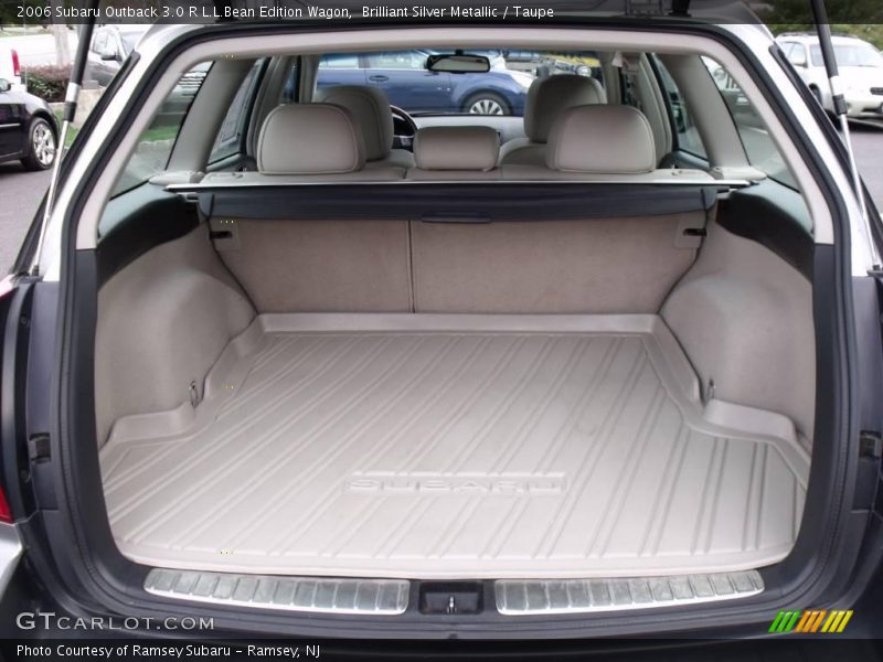 Brilliant Silver Metallic / Taupe 2006 Subaru Outback 3.0 R L.L.Bean Edition Wagon