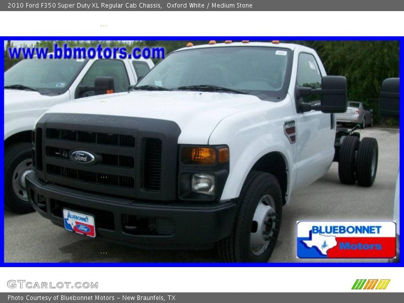 Oxford White / Medium Stone 2010 Ford F350 Super Duty XL Regular Cab Chassis