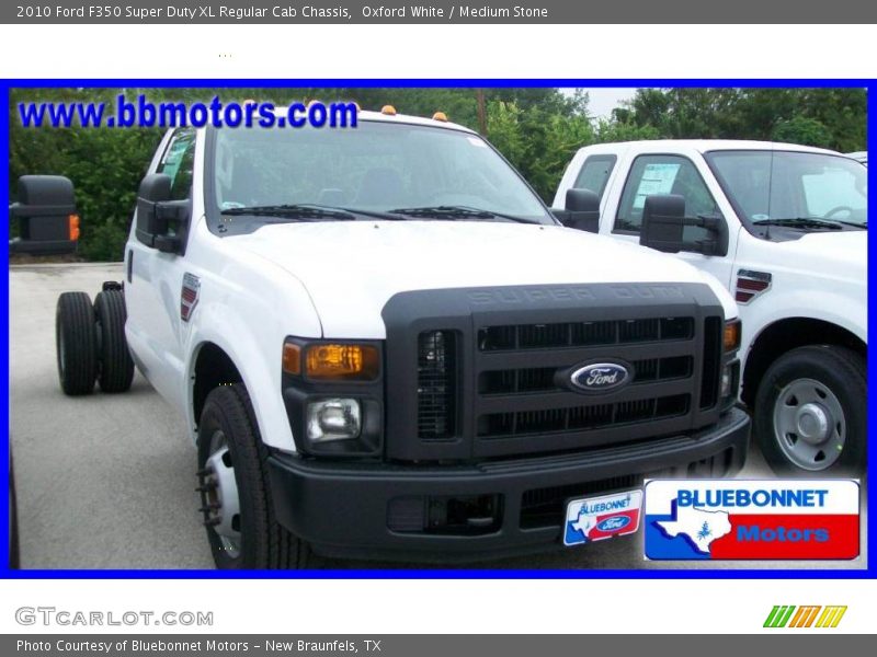 Oxford White / Medium Stone 2010 Ford F350 Super Duty XL Regular Cab Chassis