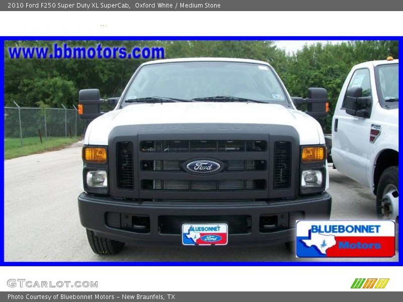 Oxford White / Medium Stone 2010 Ford F250 Super Duty XL SuperCab
