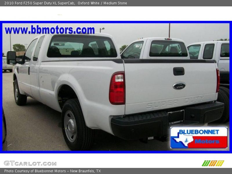 Oxford White / Medium Stone 2010 Ford F250 Super Duty XL SuperCab