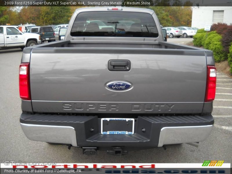 Sterling Grey Metallic / Medium Stone 2009 Ford F250 Super Duty XLT SuperCab 4x4