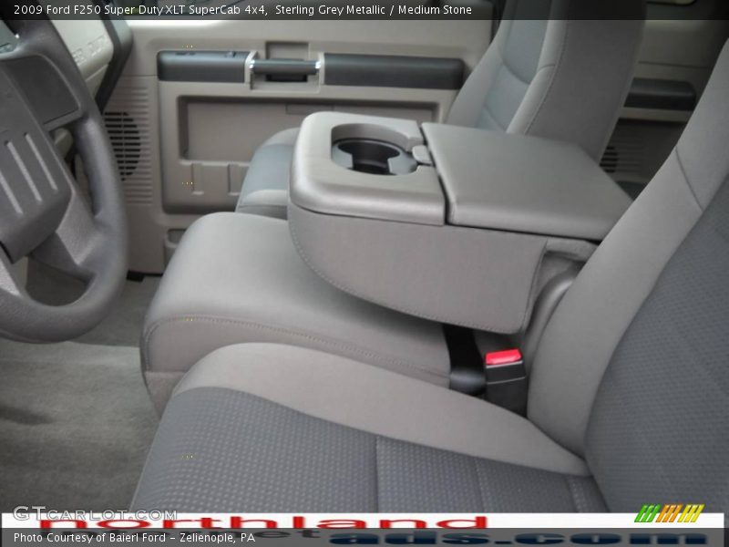 Sterling Grey Metallic / Medium Stone 2009 Ford F250 Super Duty XLT SuperCab 4x4