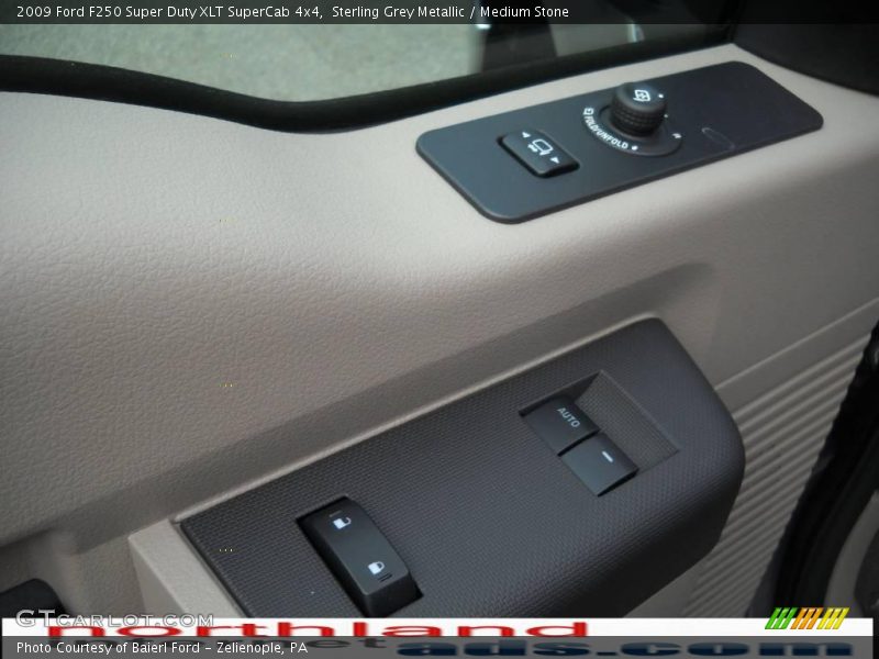 Sterling Grey Metallic / Medium Stone 2009 Ford F250 Super Duty XLT SuperCab 4x4