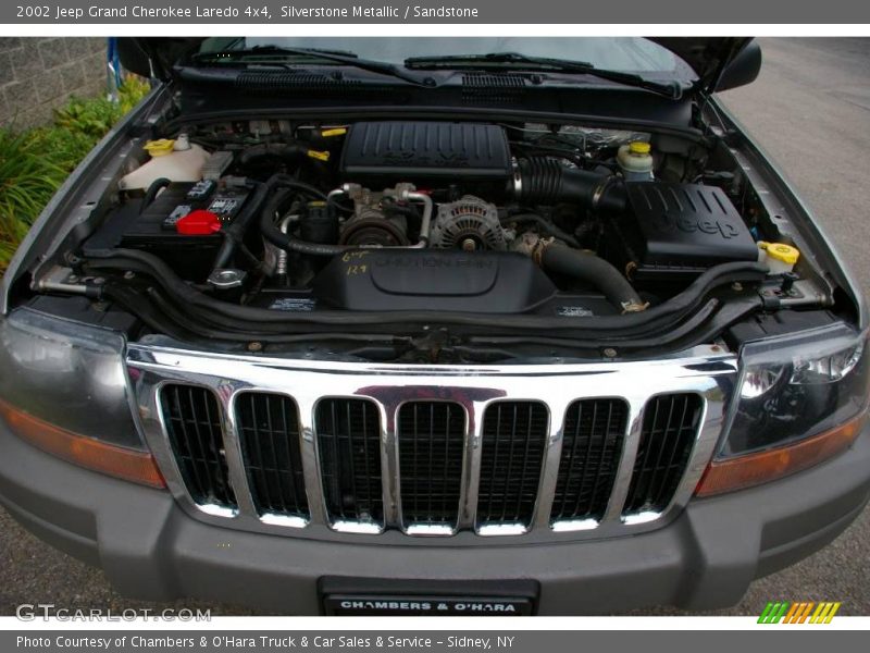 Silverstone Metallic / Sandstone 2002 Jeep Grand Cherokee Laredo 4x4