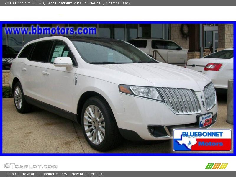 White Platinum Metallic Tri-Coat / Charcoal Black 2010 Lincoln MKT FWD