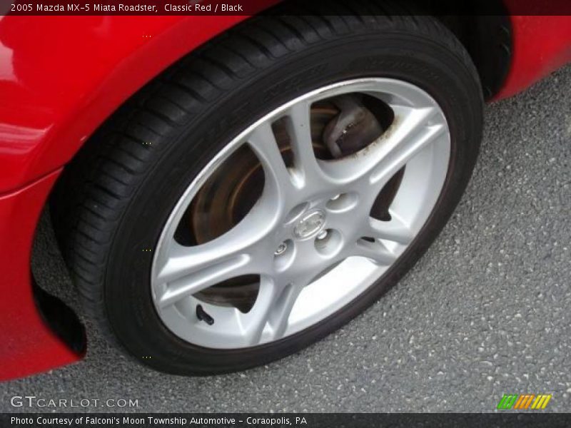 Classic Red / Black 2005 Mazda MX-5 Miata Roadster