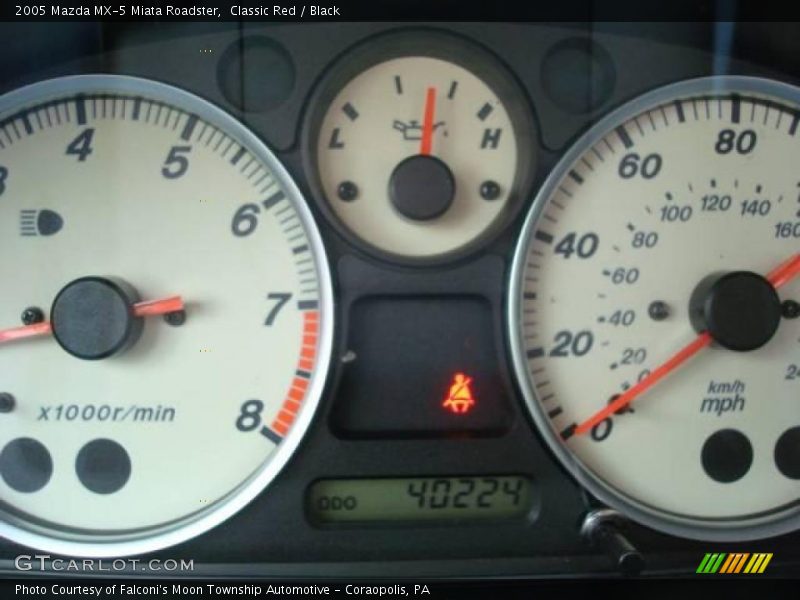 Classic Red / Black 2005 Mazda MX-5 Miata Roadster