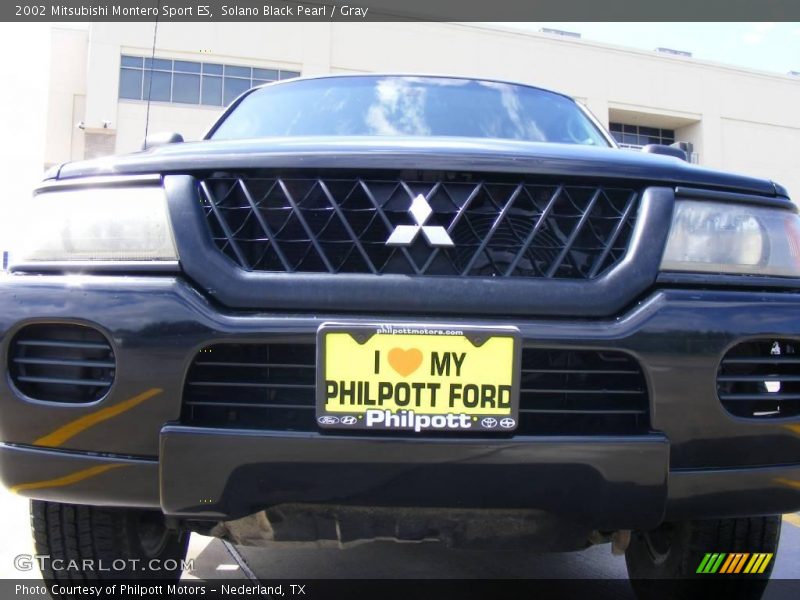Solano Black Pearl / Gray 2002 Mitsubishi Montero Sport ES