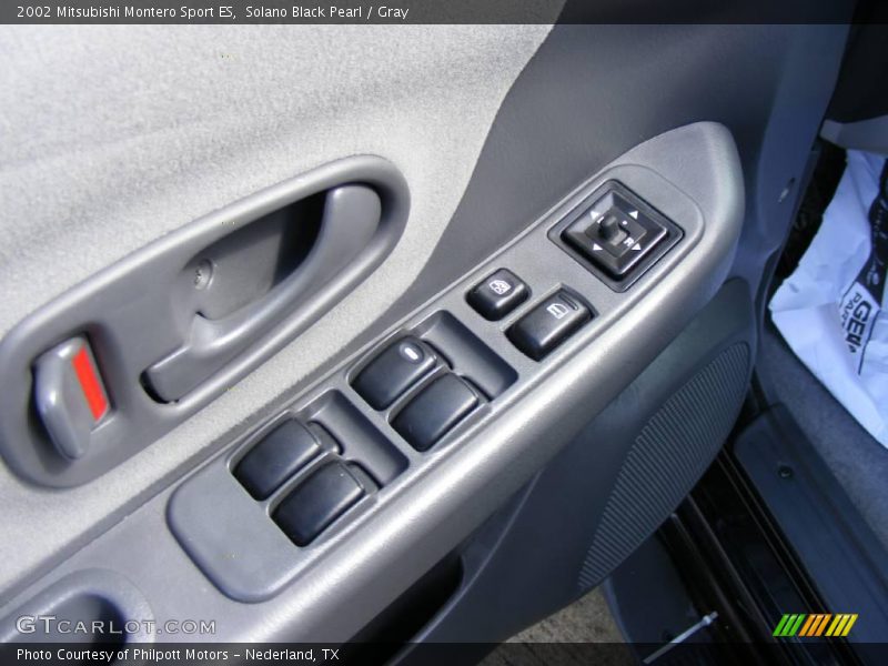 Solano Black Pearl / Gray 2002 Mitsubishi Montero Sport ES