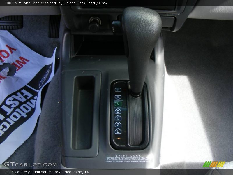 Solano Black Pearl / Gray 2002 Mitsubishi Montero Sport ES